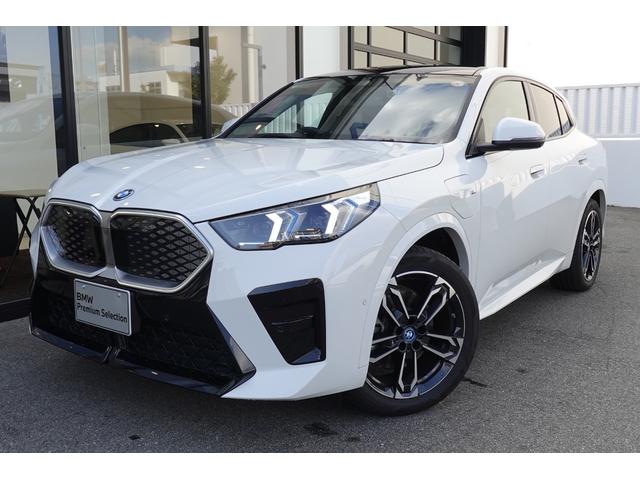 iX2 xDrive 30 Mスポーツ カーブドディスプレイ パノラマガラスサンルーフ HUD ACC 全周囲カメラ・センサー シート・ステアヒーター AppleCarPlay AndroidAuto Bluetooth 弊社元デモカー(5枚目)