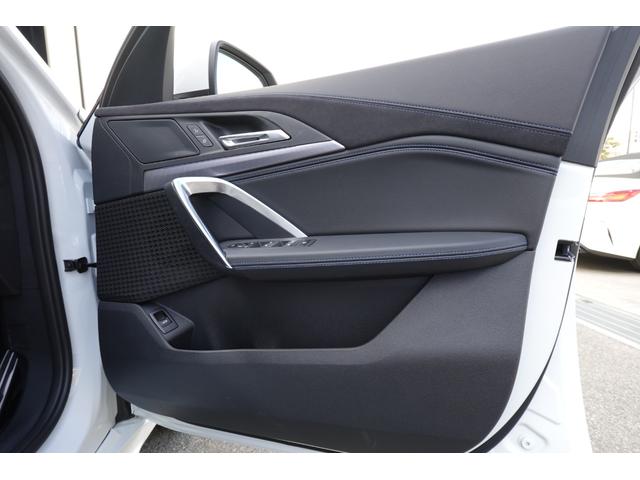 iX2 xDrive 30 Mスポーツ カーブドディスプレイ パノラマガラスサンルーフ HUD ACC 全周囲カメラ・センサー シート・ステアヒーター AppleCarPlay AndroidAuto Bluetooth 弊社元デモカー(29枚目)