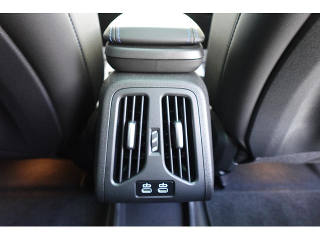 iX2 xDrive 30 Mスポーツ カーブドディスプレイ パノラマガラスサンルーフ HUD ACC 全周囲カメラ・センサー シート・ステアヒーター AppleCarPlay AndroidAuto Bluetooth 弊社元デモカー(34枚目)