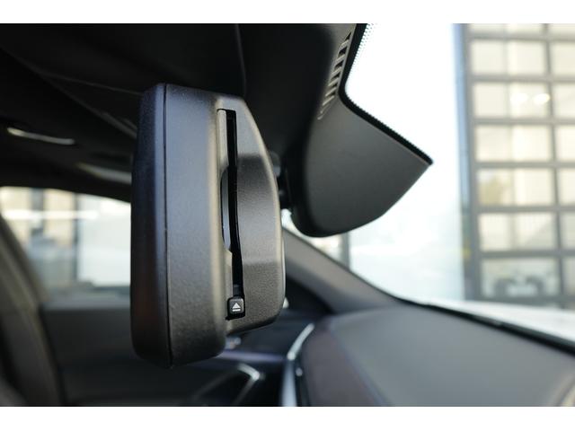 iX2 xDrive 30 Mスポーツ カーブドディスプレイ パノラマガラスサンルーフ HUD ACC 全周囲カメラ・センサー シート・ステアヒーター AppleCarPlay AndroidAuto Bluetooth 弊社元デモカー(62枚目)