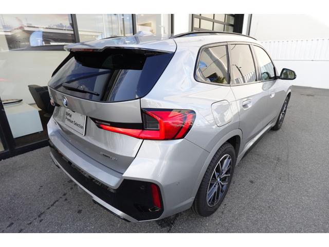 X1 sDrive 18i Mスポーツ ハイラインパック 弊社元デモ車/ハイラインパッケージ/テクノロジーパッケージ/シートヒーター/アクティブシート/ハーマンカードンスピーカー/オイスターレザー/ドライビングアシストプロフェッショナル/HUD/全周囲カメラ(13枚目)