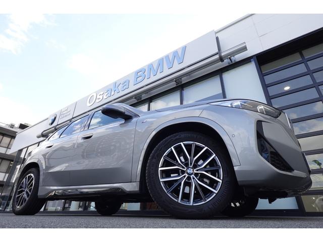 X1 sDrive 18i Mスポーツ ハイラインパック 弊社元デモ車/ハイラインパッケージ/テクノロジーパッケージ/シートヒーター/アクティブシート/ハーマンカードンスピーカー/オイスターレザー/ドライビングアシストプロフェッショナル/HUD/全周囲カメラ(16枚目)