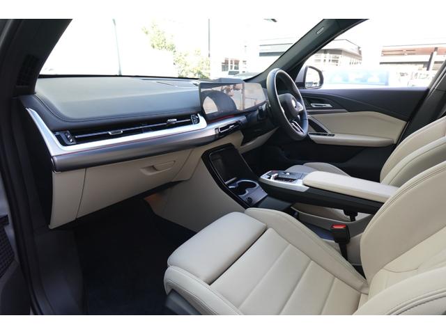 X1 sDrive 18i Mスポーツ ハイラインパック 弊社元デモ車/ハイラインパッケージ/テクノロジーパッケージ/シートヒーター/アクティブシート/ハーマンカードンスピーカー/オイスターレザー/ドライビングアシストプロフェッショナル/HUD/全周囲カメラ(32枚目)