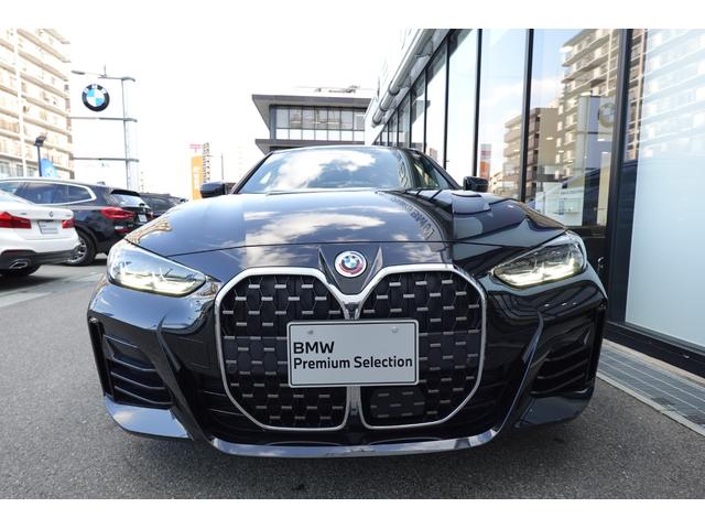 ドイツ本社と同様の教育を受けたＢＭＷ専門のメカニックが、１００項目にも上るポイントを徹底的にチェック致します。その保証料が車両本体価格に含まれております。