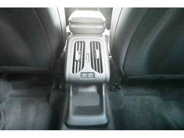 保証期間内はエンジンやトランスミッション、ブレーキなどの主要部分が万一、修理が必要となった場合は工賃まで含めて無料で対応致します。保証の対象部品等、お気軽にお尋ね下さいませ。