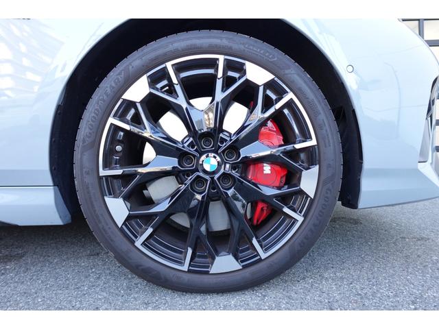 ２シリーズ Ｍ２３５　ｘＤｒｉｖｅグランクーペ　弊社元デモカー／Ｍパフォーマンスモデル／ブラックルーフ／シートヒーター／コーラルレッドレザー／全周囲カメラ／ドライビングアシストプロフェッショナル／パーキングアシストプラス／認定中古車（18枚目）