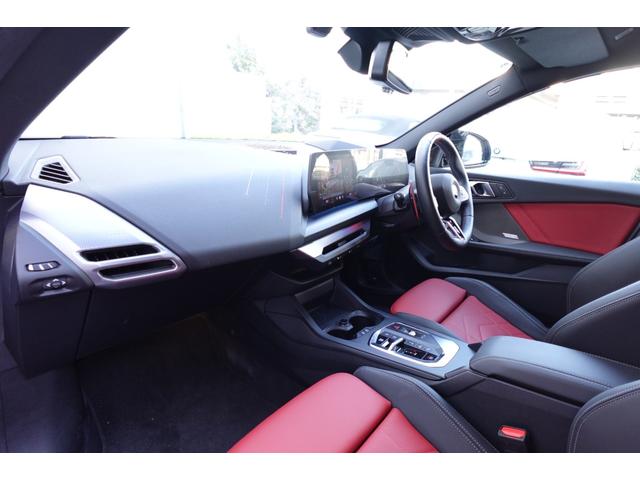 ２シリーズ Ｍ２３５　ｘＤｒｉｖｅグランクーペ　弊社元デモカー／Ｍパフォーマンスモデル／ブラックルーフ／シートヒーター／コーラルレッドレザー／全周囲カメラ／ドライビングアシストプロフェッショナル／パーキングアシストプラス／認定中古車（32枚目）