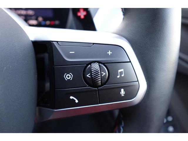 ２シリーズ Ｍ２３５　ｘＤｒｉｖｅグランクーペ　弊社元デモカー／Ｍパフォーマンスモデル／ブラックルーフ／シートヒーター／コーラルレッドレザー／全周囲カメラ／ドライビングアシストプロフェッショナル／パーキングアシストプラス／認定中古車（54枚目）