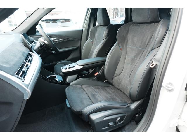 Ｘ１ ｘＤｒｉｖｅ　２０ｄ　Ｍスポーツ　テクノロジーパッケージ　ステアリングヒーター　カーブドディスプレイ　ドライビングアシストプロフェッショナル　ヘッドアップディスプレイ　アダプティブＭサスペンション　アンビエントライト　元レンタカー（29枚目）