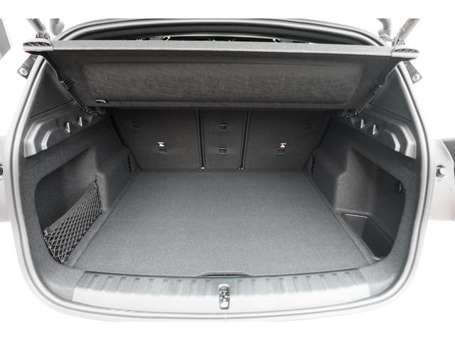 Ｘ１ ｘＤｒｉｖｅ　２０ｄ　Ｍスポーツ　テクノロジーパッケージ　ステアリングヒーター　カーブドディスプレイ　ドライビングアシストプロフェッショナル　ヘッドアップディスプレイ　アダプティブＭサスペンション　アンビエントライト　元レンタカー（69枚目）