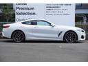 BMW 8 SERIES