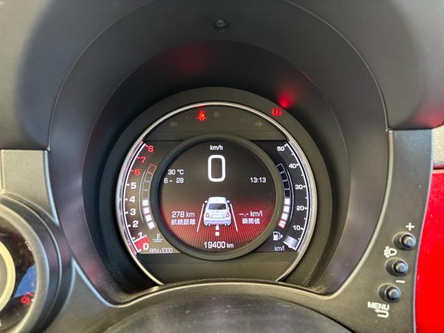 アバルト５９５ ベースグレード　認定中古車保証１年　左５速ＭＴ　ＥＴＣ　ドライブレコーダー前後　Ｃａｒｐｌａｙ　Ｂｌｕｅｔｏｏｔｈ　ＵＳＢ　テレビ　バックカメラ（17枚目）