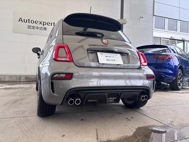 アバルト５９５ コンペティツィオーネ　ＥＴＣ　ドラレコ　レーダー探知機　バックカメラ　１７インチアルミホイール　ブレンボ赤キャリパー　ＨＩＤヘッドライト　レコードモンツァ　パドルシフト　オートエアコン　ａｐｐｌｅｃａｒｐｌａｙ（28枚目）