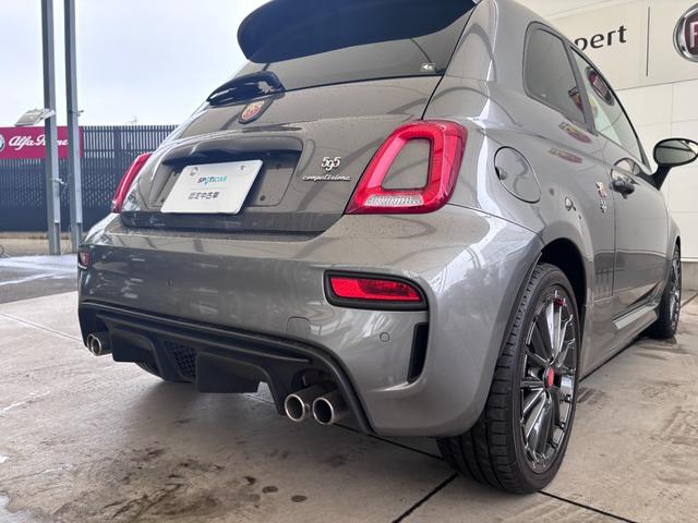 アバルト５９５ コンペティツィオーネ　ＥＴＣ　ドラレコ　レーダー探知機　バックカメラ　１７インチアルミホイール　ブレンボ赤キャリパー　ＨＩＤヘッドライト　レコードモンツァ　パドルシフト　オートエアコン　ａｐｐｌｅｃａｒｐｌａｙ（49枚目）