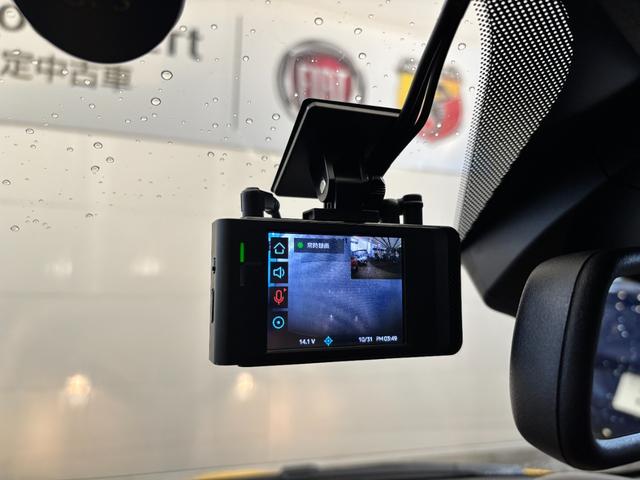 アバルト５９５ ベースグレード　限定カラー　５ＭＴ　１６インチアルミホイール　ＥＴＣ　ドラレコ　ＡｐｐｌｅＣａｒｐｌａｙ　ＡｎｄｒｏｉｄＡｕｔｏ　マニュアルエアコン　ＨＩＤヘッドライト　ターボ　禁煙車　１４５馬力　認定中古車保証（27枚目）