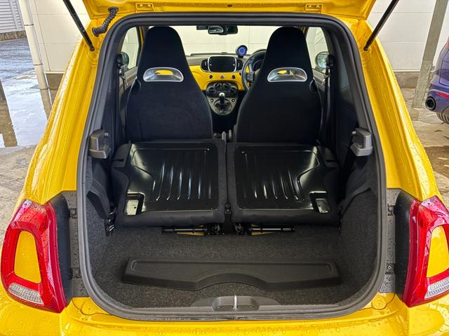 アバルト５９５ ベースグレード　限定カラー　５ＭＴ　１６インチアルミホイール　ＥＴＣ　ドラレコ　ＡｐｐｌｅＣａｒｐｌａｙ　ＡｎｄｒｏｉｄＡｕｔｏ　マニュアルエアコン　ＨＩＤヘッドライト　ターボ　禁煙車　１４５馬力　認定中古車保証（32枚目）