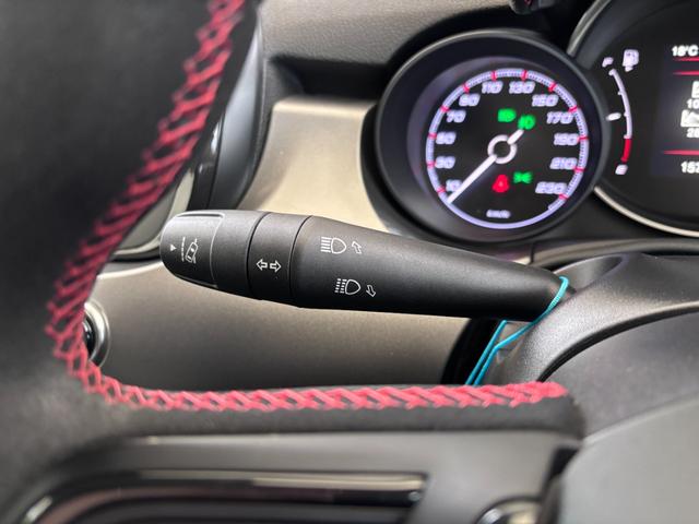 ５００Ｘ スポーツ　ＥＴＣ　ドラレコ　バックカメラ　オートエアコン　ＬＥＤヘッドライト　クルーズコントロール　オートライト　ａｐｐｌｅｃａｒｐｌａｙ　ａｎｄｒｏｉｄａｕｔｏ　禁煙　新車保証継承（15枚目）