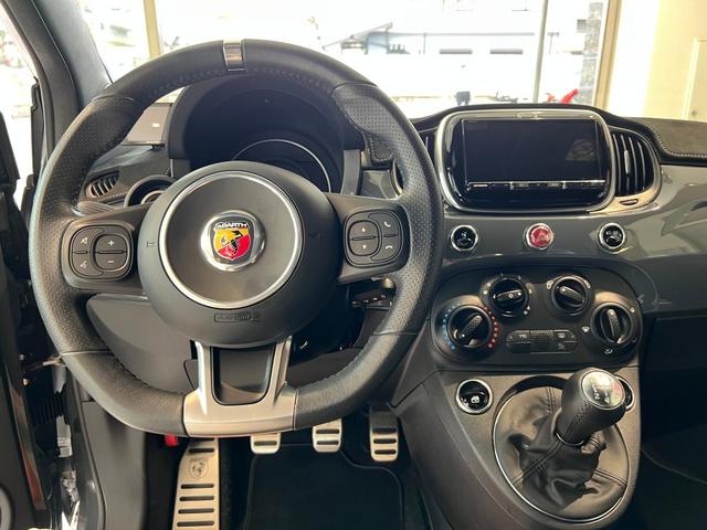 アバルト595 MT LHD MAKE YOUR SCORPION(7枚目)