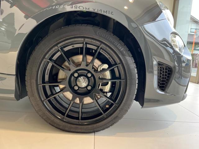 アバルト595 MT LHD MAKE YOUR SCORPION(18枚目)