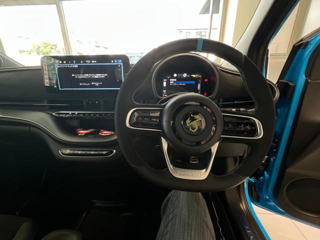 アバルト500e スコーピオニッシマ ハッチバック(7枚目)