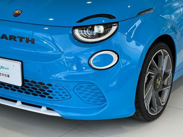 アバルト500e スコーピオニッシマ ハッチバック(14枚目)