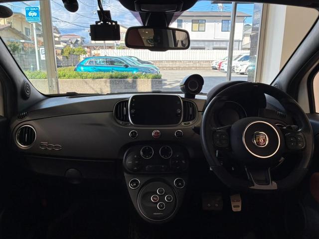 アバルト595 コンペティツィオーネ(6枚目)