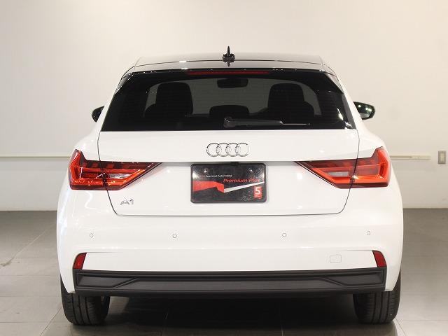 Ａ１スポーツバック ２５ＴＦＳＩ　認定中古車／ＬＥＤパッケージ／ＭＭＩ　ナビゲーションシステム／アシスタンスパッケージ／アダプティブクルーズコントロール／コントラストルーフ／コンビニエンスパッケージ（5枚目）