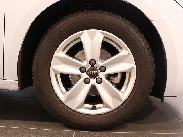 Ａ１スポーツバック ２５ＴＦＳＩ　認定中古車／ＬＥＤパッケージ／ＭＭＩ　ナビゲーションシステム／アシスタンスパッケージ／アダプティブクルーズコントロール／コントラストルーフ／コンビニエンスパッケージ（7枚目）