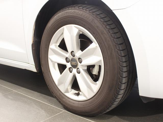 Ａ１スポーツバック ２５ＴＦＳＩ　認定中古車／ＬＥＤパッケージ／ＭＭＩ　ナビゲーションシステム／アシスタンスパッケージ／アダプティブクルーズコントロール／コントラストルーフ／コンビニエンスパッケージ（8枚目）