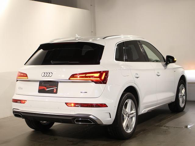 Q5 40TDIクワトロ Sライン ディーゼルターボ 4WD 認定中古車/S line plus パッケージ/コンフォートパッケージ/ステアリングヒータ/ナビ/ACC/サラウンドビューカメラ(4枚目)