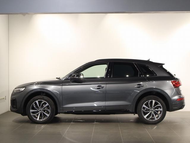 Ｑ５ ４０ＴＤＩクワトロ　Ｓライン　４０　ＴＤＩ　ｑｕａｔｔｒｏ　Ｓ　ｌｉｎｅ：ステアリングヒーターアルミホイール　５ダブルアームデザイン　コントラストグレー　８Ｊｘ１９　２３５／５５Ｒ１９ルーフレール　（ブラック）（12枚目）