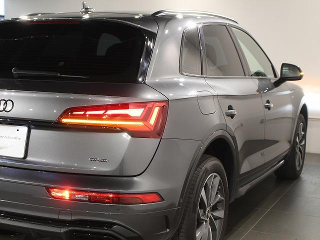 Ｑ５ ４０ＴＤＩクワトロ　Ｓライン　４０　ＴＤＩ　ｑｕａｔｔｒｏ　Ｓ　ｌｉｎｅ：ステアリングヒーターアルミホイール　５ダブルアームデザイン　コントラストグレー　８Ｊｘ１９　２３５／５５Ｒ１９ルーフレール　（ブラック）（20枚目）