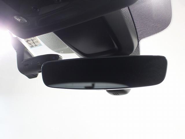 Ｑ５ ４０ＴＤＩクワトロ　Ｓライン　４０　ＴＤＩ　ｑｕａｔｔｒｏ　Ｓ　ｌｉｎｅ：ステアリングヒーターアルミホイール　５ダブルアームデザイン　コントラストグレー　８Ｊｘ１９　２３５／５５Ｒ１９ルーフレール　（ブラック）（44枚目）