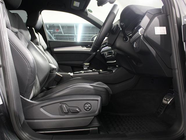 Ｑ５ ４０ＴＤＩクワトロ　Ｓライン　４０　ＴＤＩ　ｑｕａｔｔｒｏ　Ｓ　ｌｉｎｅ：ステアリングヒーターアルミホイール　５ダブルアームデザイン　コントラストグレー　８Ｊｘ１９　２３５／５５Ｒ１９ルーフレール　（ブラック）（54枚目）