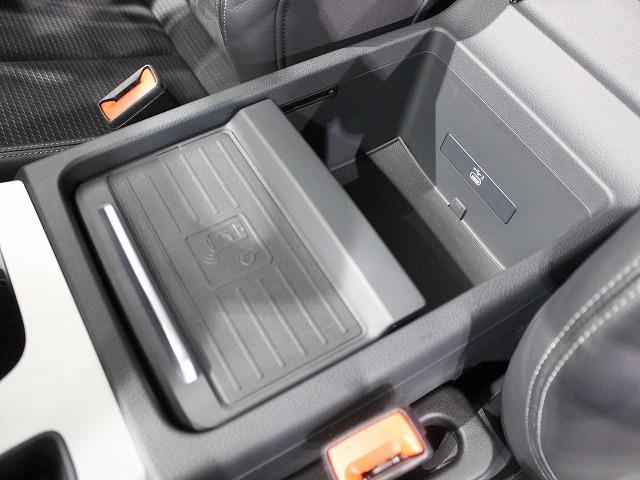 Ｑ５ ４０ＴＤＩクワトロ　Ｓライン　４０　ＴＤＩ　ｑｕａｔｔｒｏ　Ｓ　ｌｉｎｅ：ステアリングヒーターアルミホイール　５ダブルアームデザイン　コントラストグレー　８Ｊｘ１９　２３５／５５Ｒ１９ルーフレール　（ブラック）（58枚目）