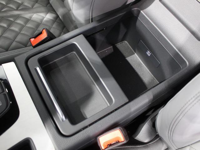 Ｑ５スポーツバック ４０ＴＤＩクワトロ　Ｓライン　マトリクスＯＬＥＤリヤコンビネーションライト／ダイナミックターンインディケーター　ファインナッパレザー　ダイヤモンドステッチ　アーティフィシャルインテリアレザー（58枚目）