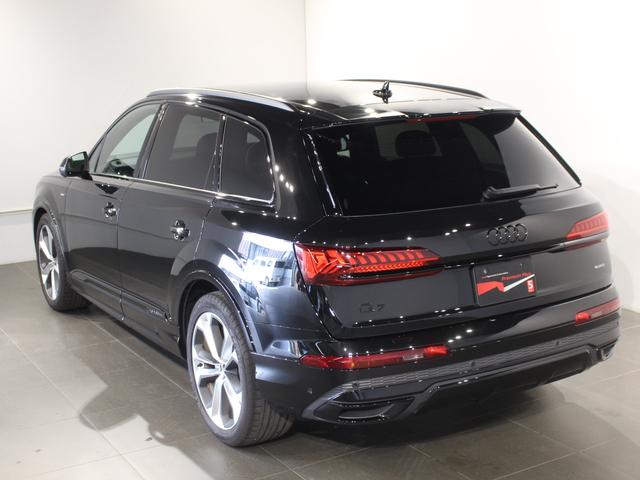 Ｑ７ ５０ＴＤＩクワトロ　Ｓライン　ブラック　Ａｕｄｉ　ｒｉｎｇｓ　＆ブラックスタイリングパッケージ　ルーフレール　（ブラック）　　ＨＤマトリクスＬＥＤヘッドライトＡｕｄｉレーザーライトパッケージ　　ブラック　Ａｕｄｉ　ｒｉｎｇｓ（11枚目）