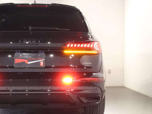 Ｑ７ ５０ＴＤＩクワトロ　Ｓライン　ブラック　Ａｕｄｉ　ｒｉｎｇｓ　＆ブラックスタイリングパッケージ　ルーフレール　（ブラック）　　ＨＤマトリクスＬＥＤヘッドライトＡｕｄｉレーザーライトパッケージ　　ブラック　Ａｕｄｉ　ｒｉｎｇｓ（12枚目）