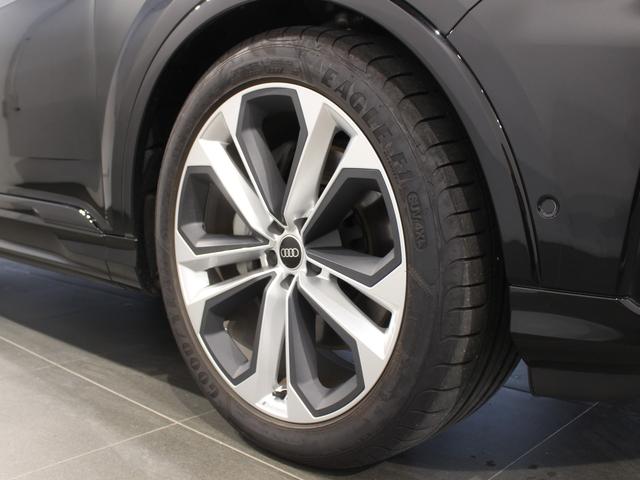 Ｑ７ ５０ＴＤＩクワトロ　Ｓライン　ブラック　Ａｕｄｉ　ｒｉｎｇｓ　＆ブラックスタイリングパッケージ　ルーフレール　（ブラック）　　ＨＤマトリクスＬＥＤヘッドライトＡｕｄｉレーザーライトパッケージ　　ブラック　Ａｕｄｉ　ｒｉｎｇｓ（18枚目）