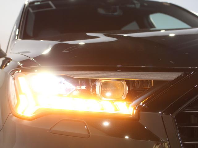 Ｑ７ ５０ＴＤＩクワトロ　Ｓライン　ブラック　Ａｕｄｉ　ｒｉｎｇｓ　＆ブラックスタイリングパッケージ　ルーフレール　（ブラック）　　ＨＤマトリクスＬＥＤヘッドライトＡｕｄｉレーザーライトパッケージ　　ブラック　Ａｕｄｉ　ｒｉｎｇｓ（22枚目）