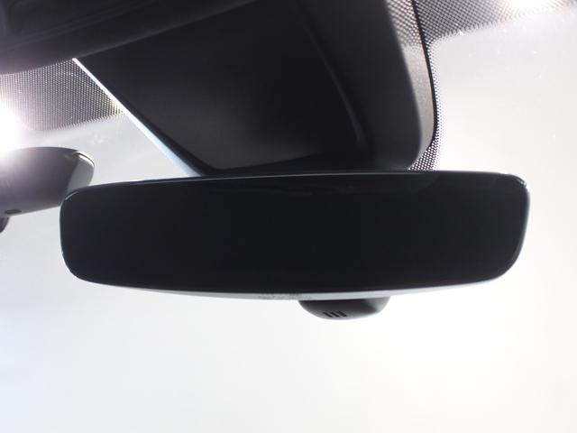 Ｑ７ ５０ＴＤＩクワトロ　Ｓライン　ブラック　Ａｕｄｉ　ｒｉｎｇｓ　＆ブラックスタイリングパッケージ　ルーフレール　（ブラック）　　ＨＤマトリクスＬＥＤヘッドライトＡｕｄｉレーザーライトパッケージ　　ブラック　Ａｕｄｉ　ｒｉｎｇｓ（52枚目）