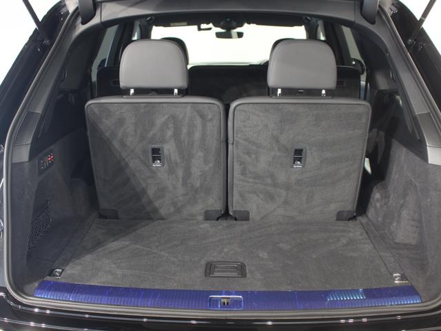 Ｑ７ ５０ＴＤＩクワトロ　Ｓライン　ブラック　Ａｕｄｉ　ｒｉｎｇｓ　＆ブラックスタイリングパッケージ　ルーフレール　（ブラック）　　ＨＤマトリクスＬＥＤヘッドライトＡｕｄｉレーザーライトパッケージ　　ブラック　Ａｕｄｉ　ｒｉｎｇｓ（57枚目）