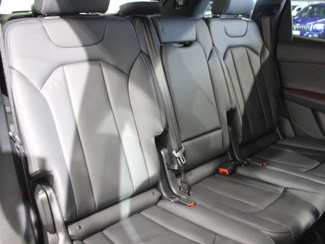 Ｑ７ ５０ＴＤＩクワトロ　Ｓライン　ブラック　Ａｕｄｉ　ｒｉｎｇｓ　＆ブラックスタイリングパッケージ　ルーフレール　（ブラック）　　ＨＤマトリクスＬＥＤヘッドライトＡｕｄｉレーザーライトパッケージ　　ブラック　Ａｕｄｉ　ｒｉｎｇｓ（60枚目）