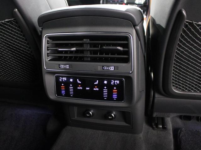 Ｑ７ ５０ＴＤＩクワトロ　Ｓライン　ブラック　Ａｕｄｉ　ｒｉｎｇｓ　＆ブラックスタイリングパッケージ　ルーフレール　（ブラック）　　ＨＤマトリクスＬＥＤヘッドライトＡｕｄｉレーザーライトパッケージ　　ブラック　Ａｕｄｉ　ｒｉｎｇｓ（70枚目）