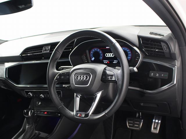 Ｑ３スポーツバック ３５ＴＦＳＩ　Ｓライン　スマートフォンインターフェース　パーシャルレザー　全方位カメラサラウンドビュー　グレイシアホワイトメタリック　電動テールゲート　ＬＥＤヘッドライト（34枚目）