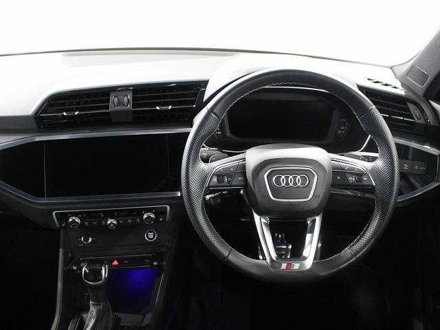 Ｑ３スポーツバック ３５ＴＦＳＩ　Ｓライン　スマートフォンインターフェース　パーシャルレザー　全方位カメラサラウンドビュー　グレイシアホワイトメタリック　電動テールゲート　ＬＥＤヘッドライト（42枚目）