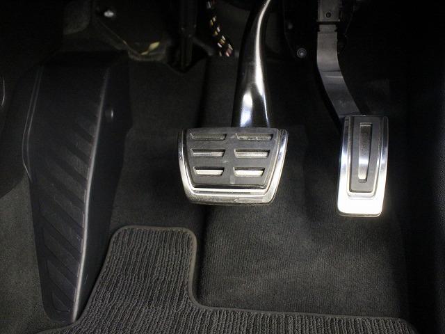 Ｑ３スポーツバック ３５ＴＦＳＩ　Ｓライン　スマートフォンインターフェース　パーシャルレザー　全方位カメラサラウンドビュー　グレイシアホワイトメタリック　電動テールゲート　ＬＥＤヘッドライト（57枚目）