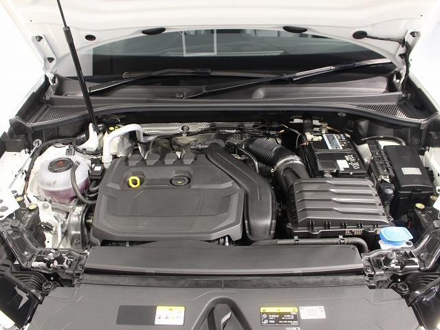 Ｑ３スポーツバック ３５ＴＦＳＩ　Ｓライン　スマートフォンインターフェース　パーシャルレザー　全方位カメラサラウンドビュー　グレイシアホワイトメタリック　電動テールゲート　ＬＥＤヘッドライト（64枚目）