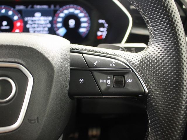 Ｑ３スポーツバック ３５ＴＦＳＩ　Ｓライン　スマートフォンインターフェース　パーシャルレザー　全方位カメラサラウンドビュー　グレイシアホワイトメタリック　電動テールゲート　ＬＥＤヘッドライト（67枚目）