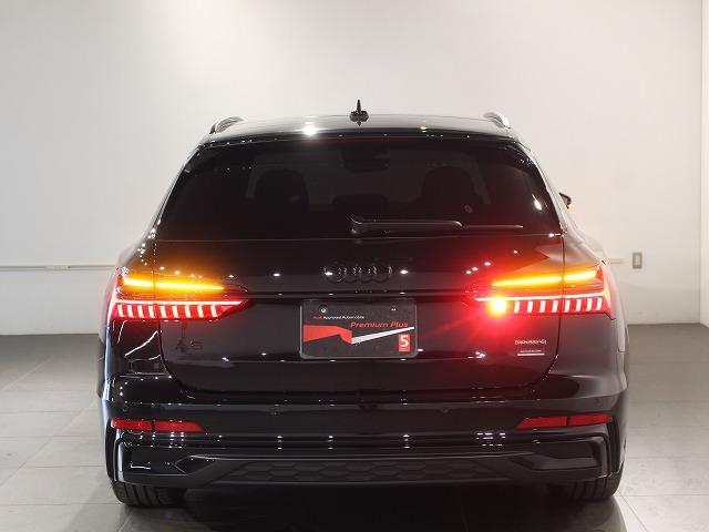 Ａ６アバント ５５ＴＦＳＩクワトロ　Ｓライン　認定中古車　ドライビングパッケージ　パノラマサンルーフ　テクノロジーパッケージ　ブラック　Ａｕｄｉ　ｒｉｎｇｓ　＆　ブラックスタイリングパッケージＢａｎｇ　＆　Ｏｌｕｆｓｅｎ　３Ｄ　サウンドシステム（10枚目）